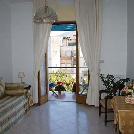 ゲストハウス Maison Susy 4*